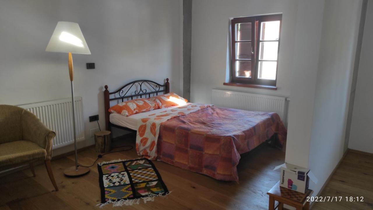 Holiday Farmhouse Skvor Robidisce Bagian luar foto