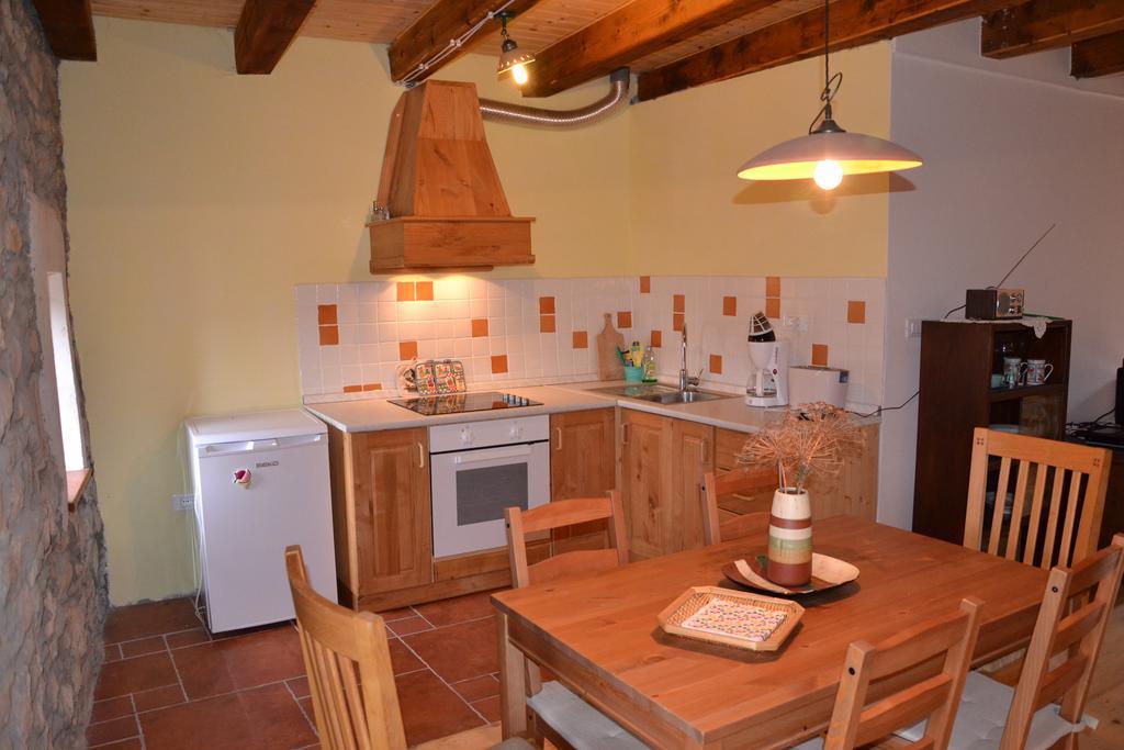 Holiday Farmhouse Skvor Robidisce Ruang foto