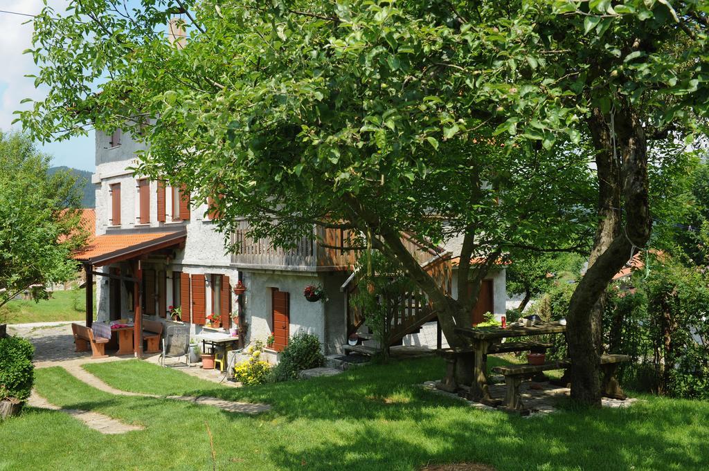 Holiday Farmhouse Skvor Robidisce Bagian luar foto